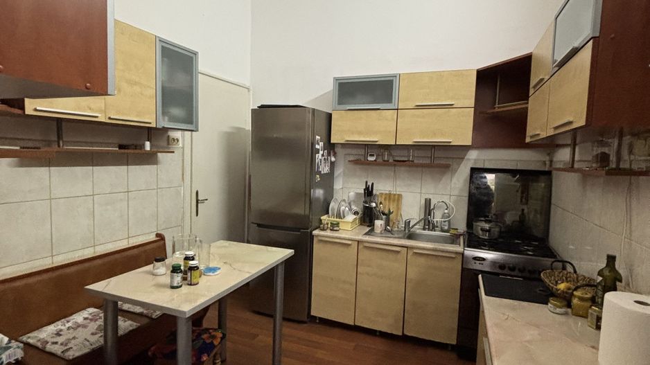 Apartament 3 camere la curte - Poză 17