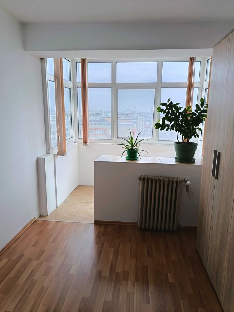 Apartament 4 camere, decomandat, 75 mp, Calea Grivitei, iesire metrou - Poză 2