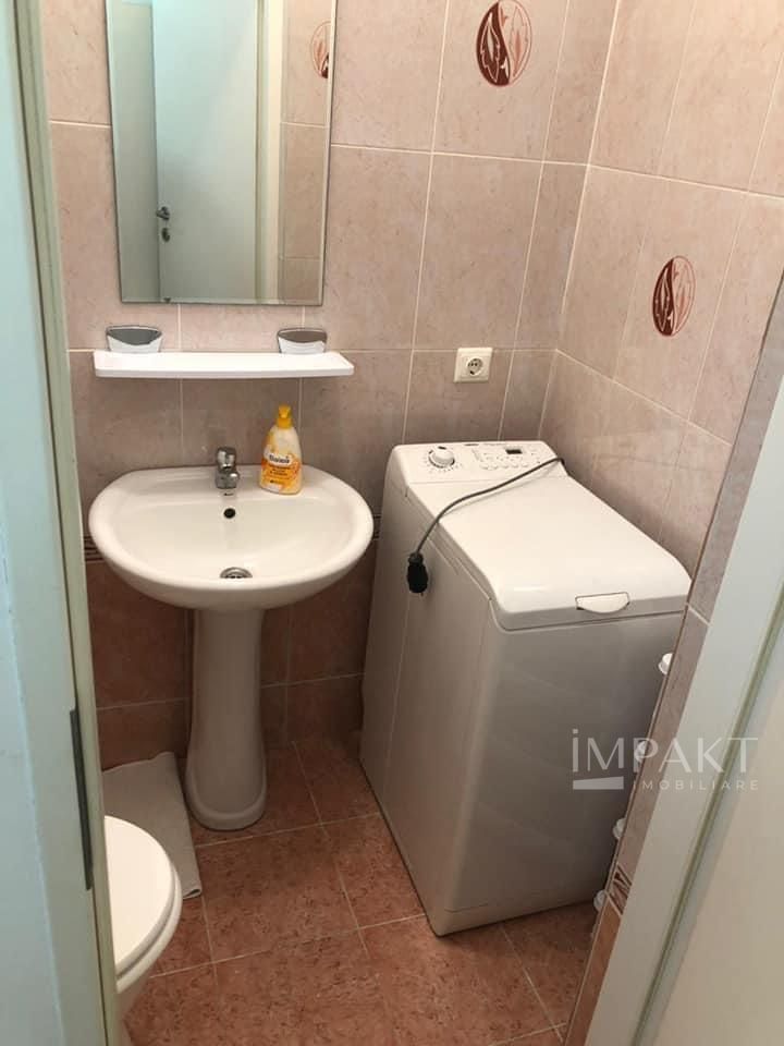 Apartament cu 2 camere langa parcul central. - Poză 10