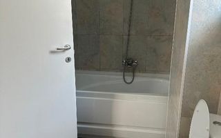 2 vile in Duplex - 10 camere Otopeni central business opportunity - Poză 7