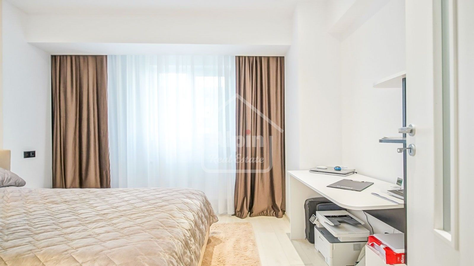 Apartament Exclusivist 4 Camere | Fnisaje Hi-End I Tractorul I Coresi - Poză 18