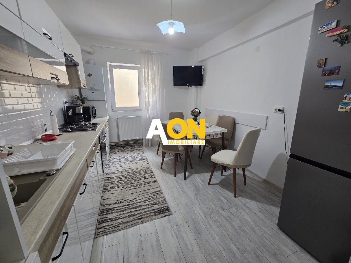 Apartament 3 Camere, 2 Bai, Renovat, Zona Cetate - Poză 2