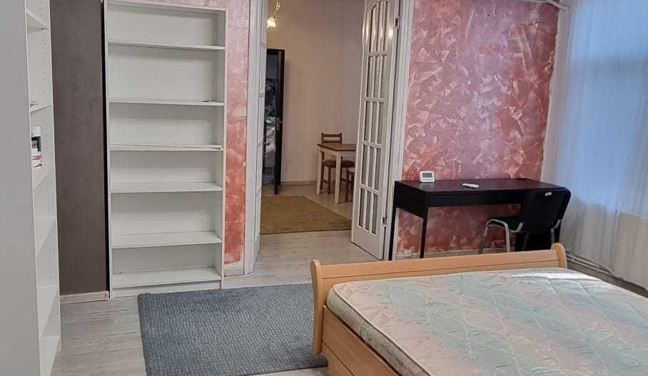 Piata Unirii metrou  3 Camere A40 - Poză 1