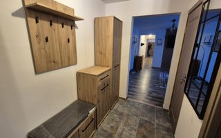 Apartament 3 camere de închiriat în Podul de Piatră, prima inchiriere - Poză 3