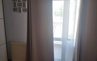 De inchiriat apartament cu 3 camere, zona Garii, etaj 3, 490 euro negociabi - Poză 1