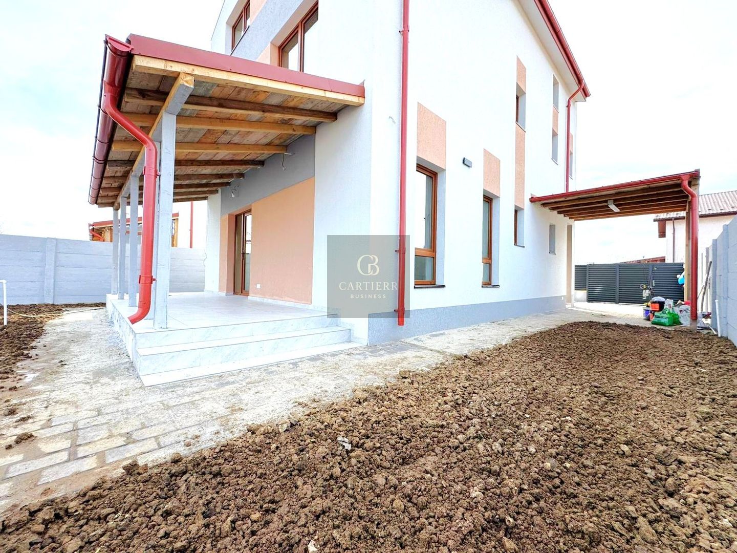 CASĂ + GARAJ | 5 CAMERE | BERCENI | - Poză 3