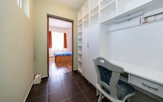 Casă Individuală - Spațioasă de Vânzare în Cristian - Poză 27