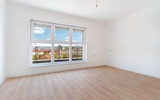 Casă / Vilă cu 5 camere de închiriat în zona Dambul Rotund - Poză 2