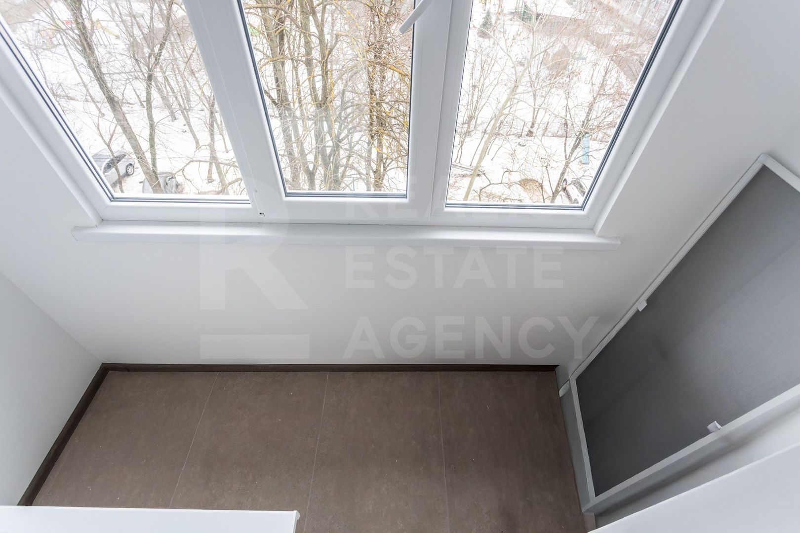 Vânzare, apartament, 2 camere, strada Florilor Rîșcani - Poză 3