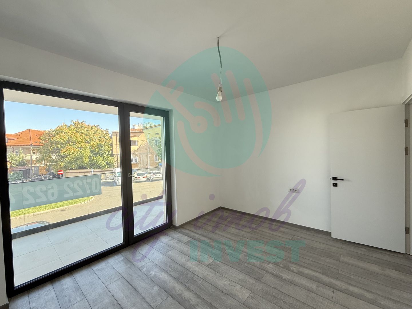 Apartament cu LIFT IN INTERIOR si doua terase de 21 mp in total - Poză 11