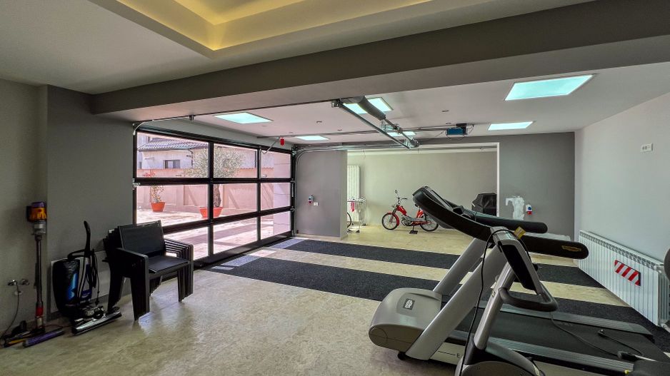 NEW VILLA TO RENT  |  Vila premium cu piscina și jacuzzi încălzite - Poză 40