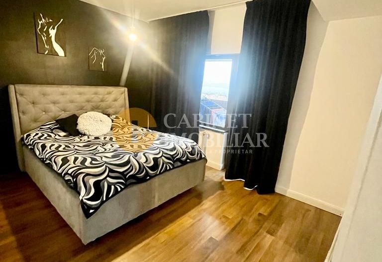 Apartament 3 camere decomandat mobilat-utilat 72 mp- Loc parcare - Poză 1