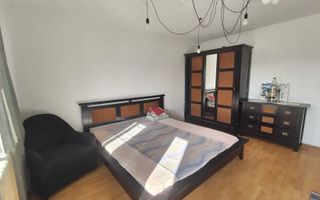 Inchiriez Garsoniera Spatarul Preda 42mp - Poză 1