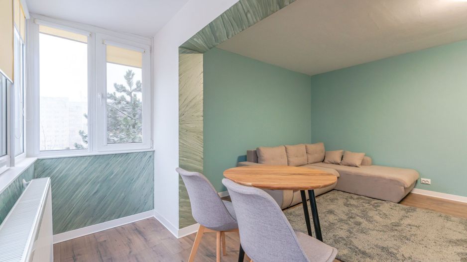 Chirie 2 camere Astra Brașov: 57 mp, AC și două balcoane închise - Poză 5