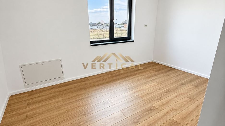 🏡 O casă pentru planurile familiei tale, în zona centrală - Poză 16