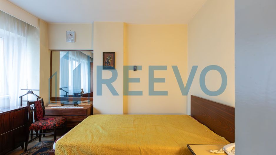 Apartament 4 camere, et. 1, str. 9 Mai, Bacău - Poză 3