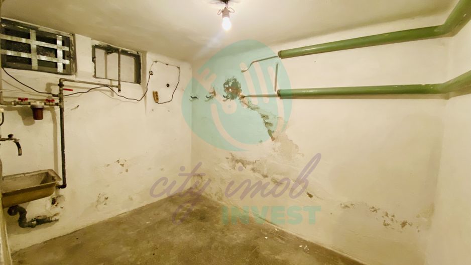 Casa singura in curte in apropiere de Parcul Carol - Poză 11