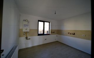 Predare la Cheie, Curte Amenajata, Toate Utilitatile in Uz - Poză 10