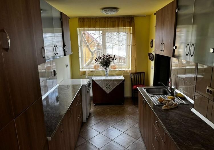 Casă individuală cu teren generos și panoramă, zona Feleacu - Poză 4