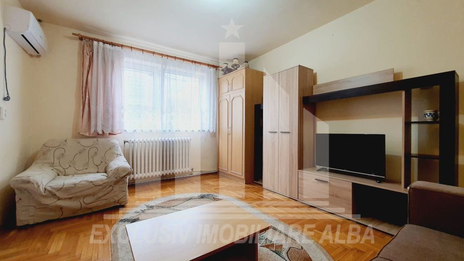 Apartament cu 1 camera de inchiriat, etajul 2, Cetate - Poză 1