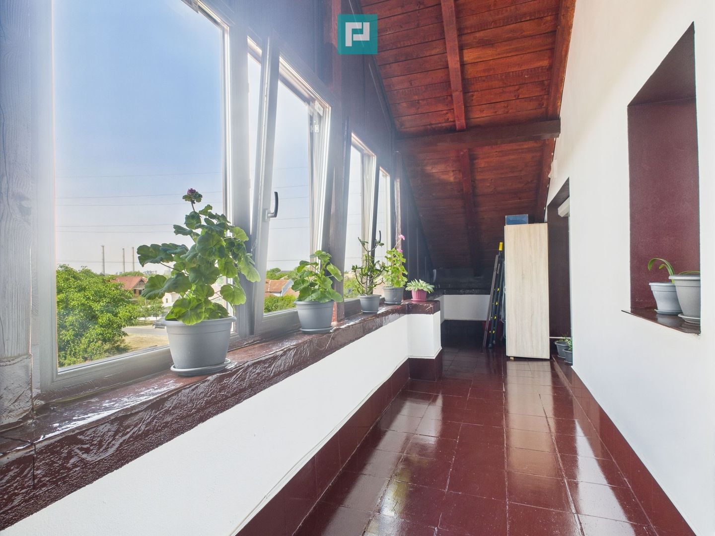 Apartament deosebit cu 3 camere , zona Fratelia - Poză 14