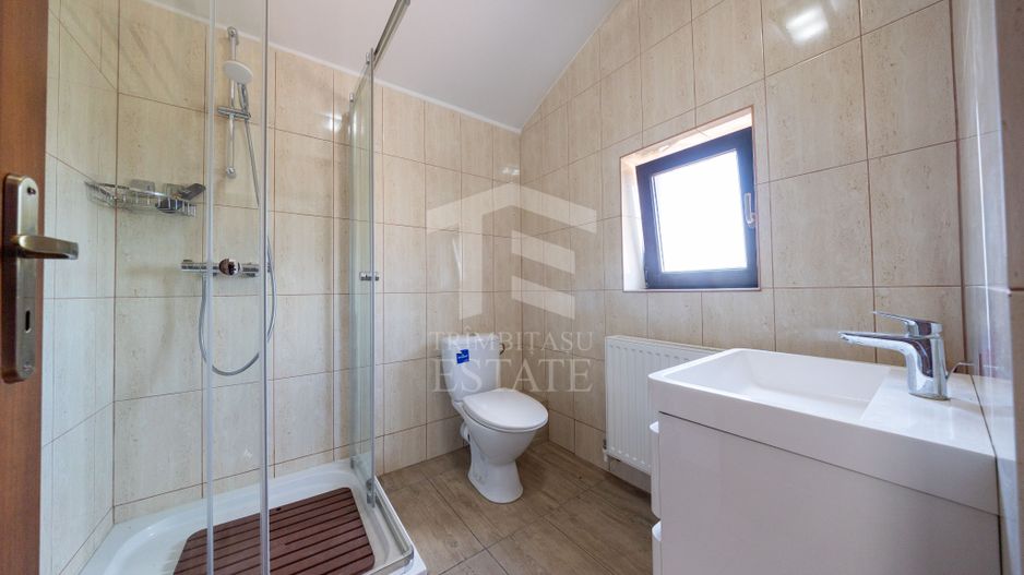 RASNOV| Cladire multifunctionala | 350 mp | Vad turistic si comercial - Poză 17