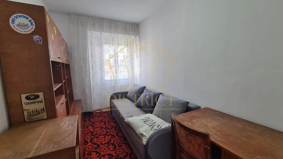 Apartament cu 3 camere decomandate in zona buna | Complex Studentesc - Poză 3