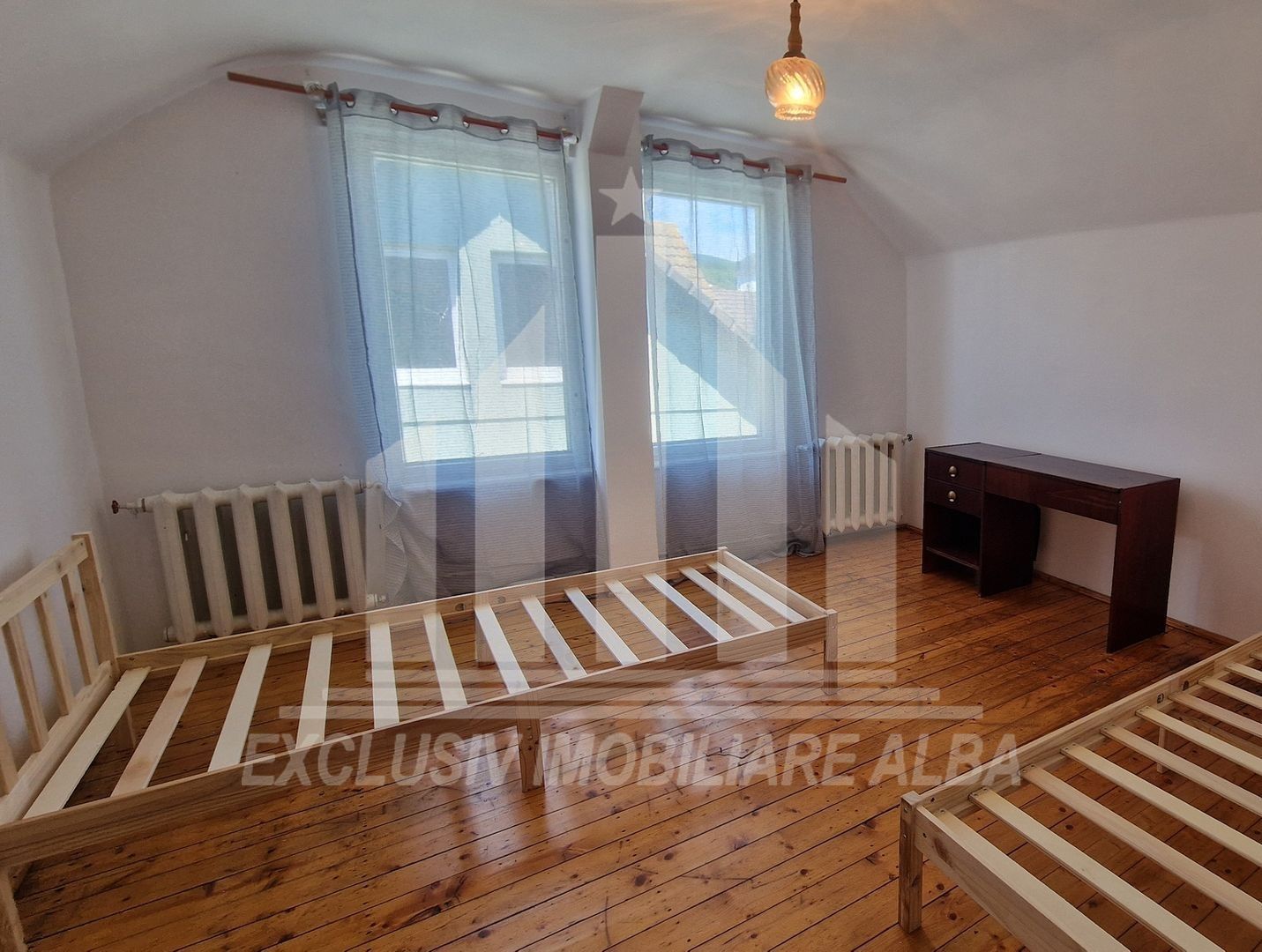 Casa individuala | De inchiriat | 320 mp | 750 mp teren | Cetate - Poză 15