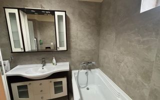 Apartament spatios si complet renovat - Poză 9