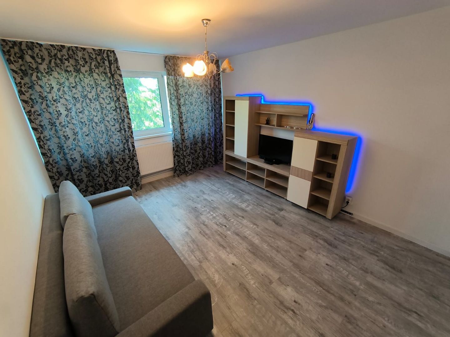 2 camere Eorii Revolutiei 2 minute metrou - Poză 4