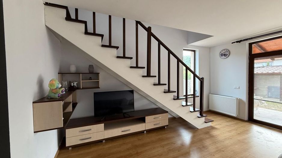 Casă complet mobilată I lângă pădure și lac I Dumbrăvița - Poză 1