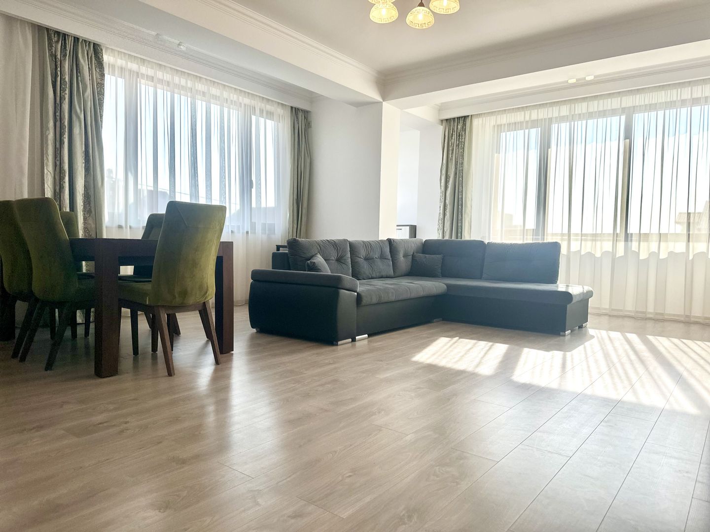 De închiriat apartament 3 camere, Dumbrăvița - comision 0% - Poză 10