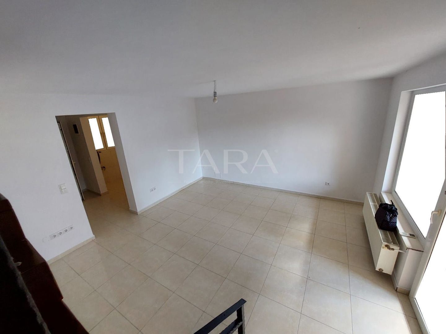 Casa duplex de vis în Florești – spațiu, lumină și grădină proprie. - Poză 2