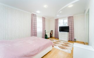 Casă în Chișinău, de vânzare, cu suprafața de 270 m2 pe teren de 6 ari or. Codru. - Poză 10