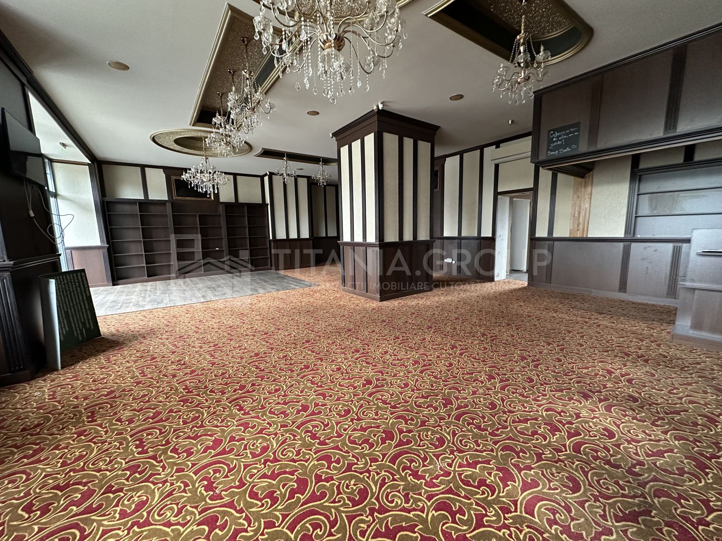 Spațiu comercial de închiriat, pretabil restaurant, 140 mp,  Str 13 Decembrie - Poză 1