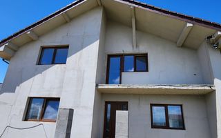 Casa Individuala-spatioasa in Orizont - Poză 1