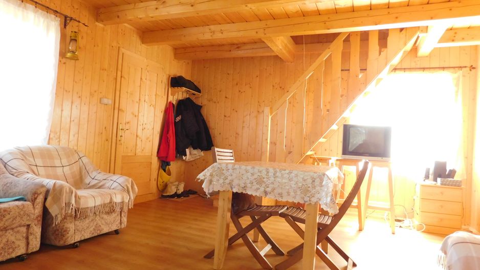 Casă de vacanta de vanzare, in Marisel, langa Cabana Motilor - Poză 11