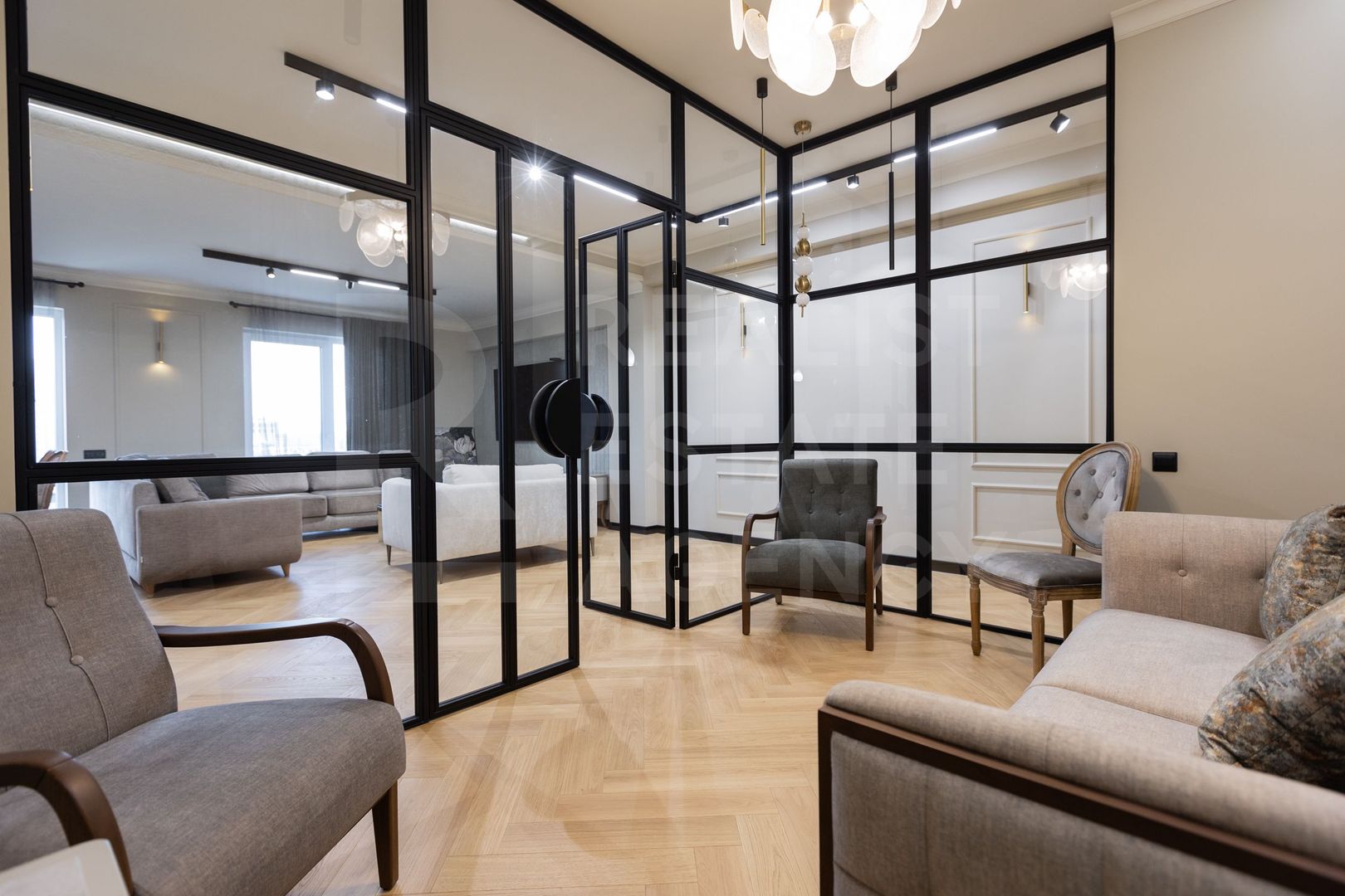 Chirie, apartament, 3 camere, strada Tricolorului, Centru - Poză 6