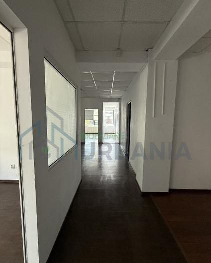 Spațiu de birouri ultracentral de vânzare - Poză 3