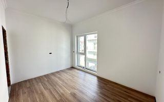 Etaj 1. Loc de parcare. Asfalt. - Poză 4
