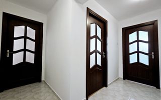 Apartament cu 2 camere decomandate de vanzare, Cetate - Poză 5