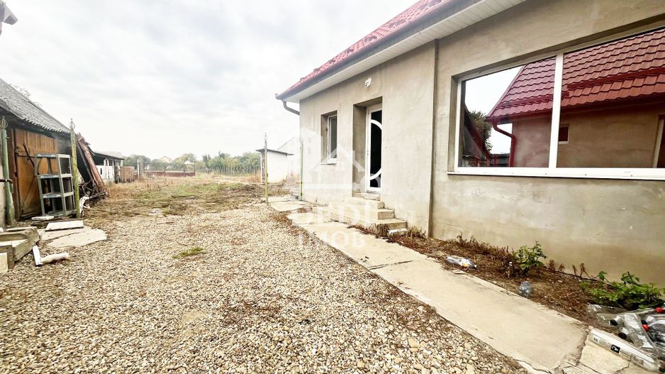 Casa de vanzare cu 3 camere in Biharia, Oradea - Poză 14