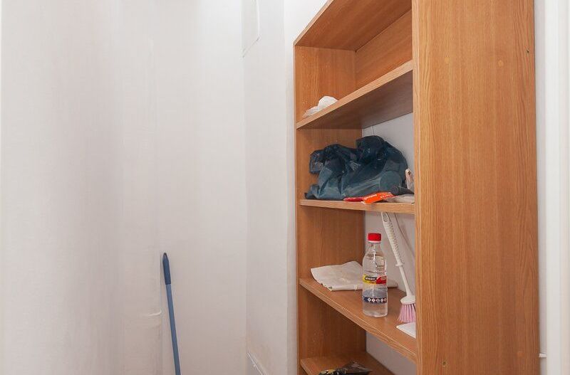 AP. 2 CAMERE- RAHOVA, BUCATARIE INCHISA, MOBILAT/ UTILAT MODERN - Poză 9