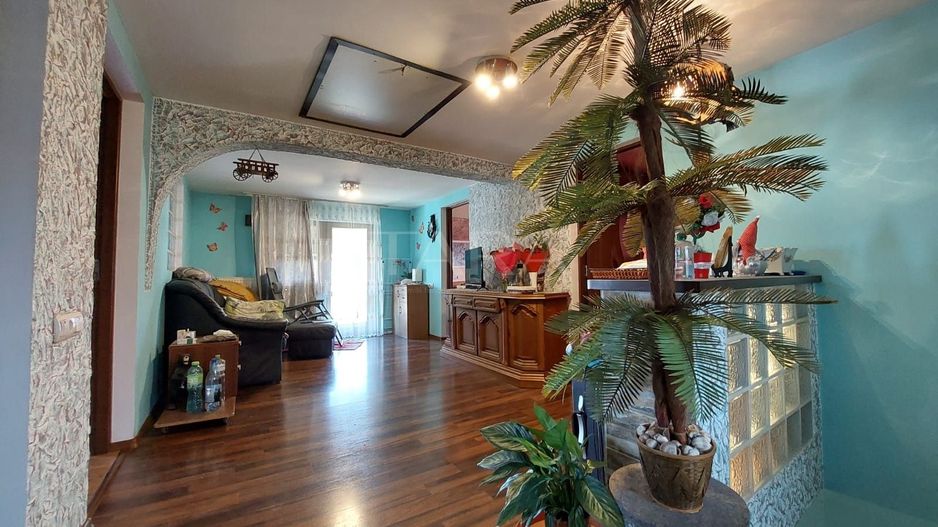 Oportunitate unica! Casa cu 4 camere ideala pentru familie. - Poză 11