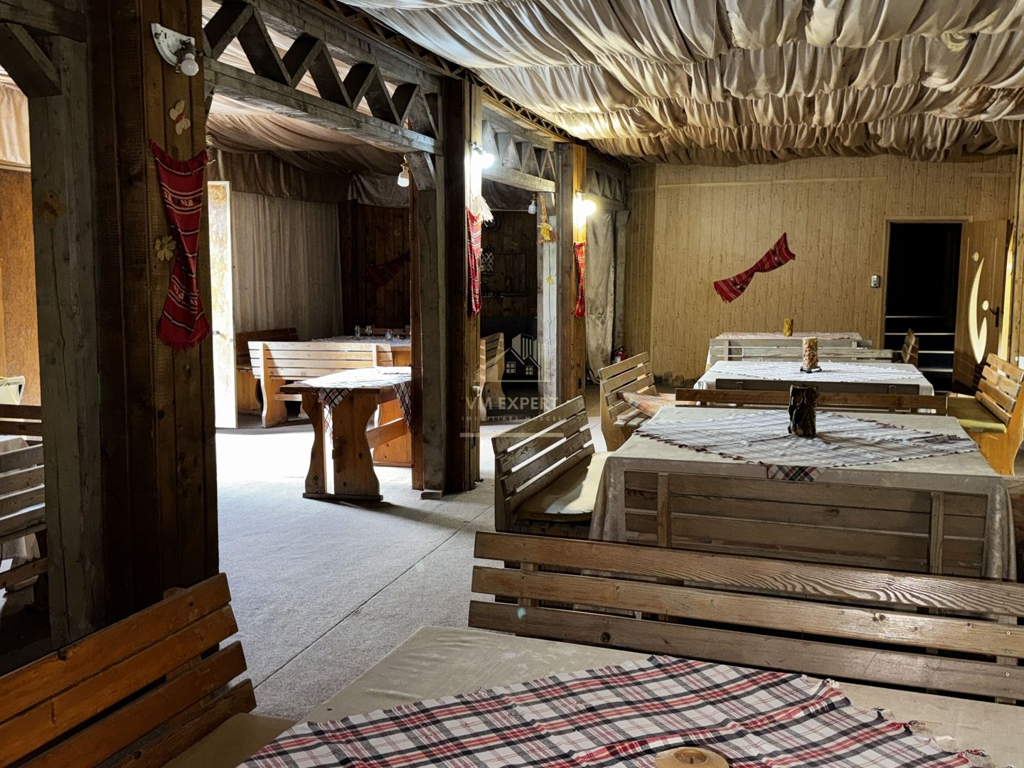 VILA - PENSIUNE CU RESTAURANT + SI TEREN 6406 MP, VALEA MARE PRAVAT, - Poză 53