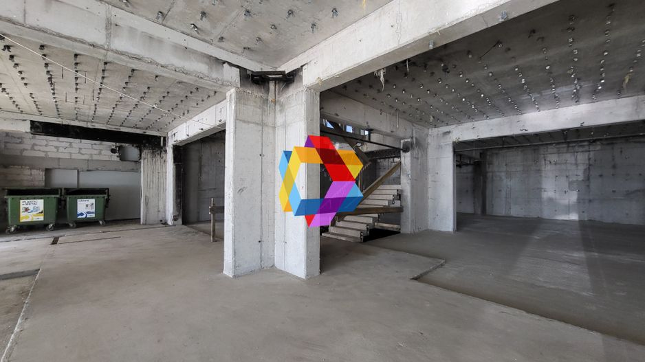 Clădire mixta -3600 mp - Poză 12