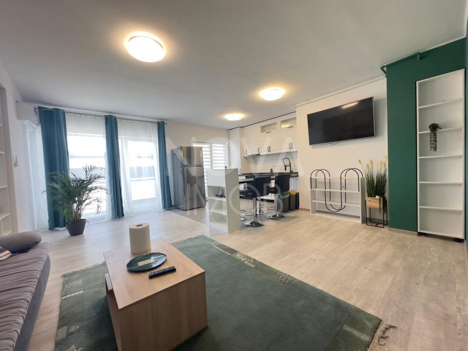 Penthouse 101 mp. utili + 56 mp. terasa Zona Piata Cluj - Cartier Kogalniceanu - Poză 3