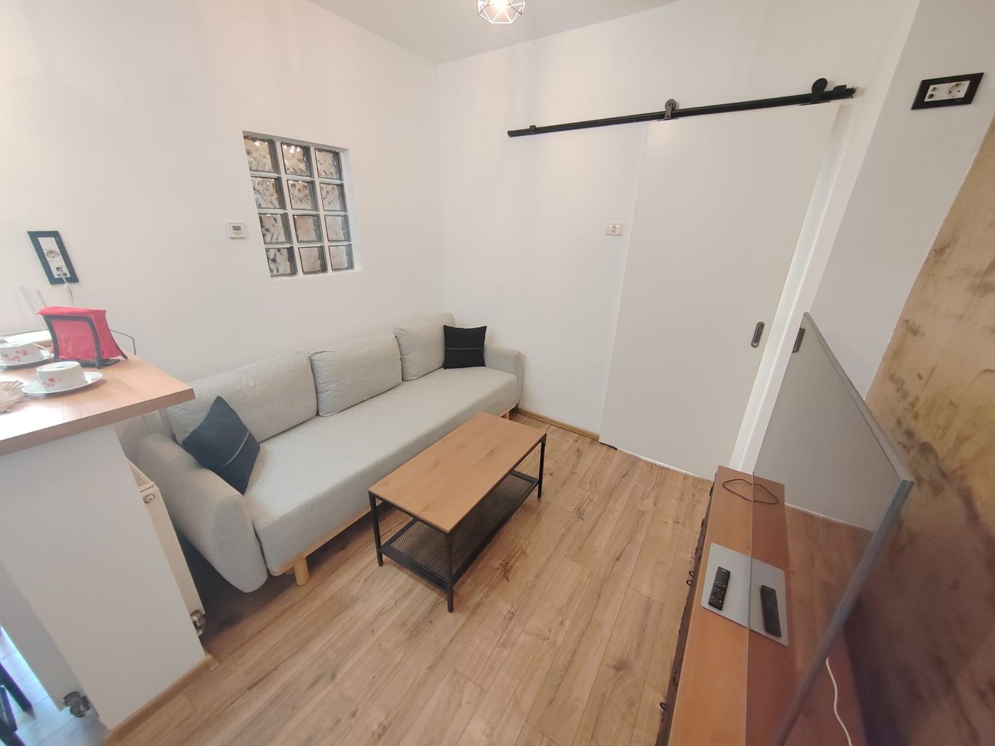 Victoriei Buzesti apartament modern super investitie - Poză 4