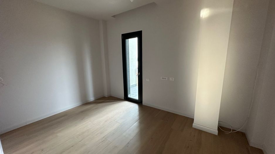 Penthouse - Poză 15