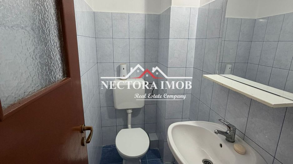 NECTORA IMOB-Apartament 3 camere, Str. Sf. Apostol Andrei, Etaj 2,65mp - Poză 10